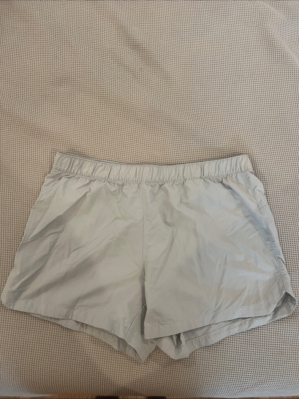 Columbia Light Gray Athletic Elastic-Waist Shorts